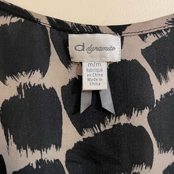 Animal print Dynamite sleeveless tank top business attire - Picture 2 of 5